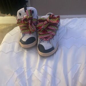 NEED TO GET RID OF THEM ONLY TEXT ME IN COOMENTS OR PIRVATE PLS